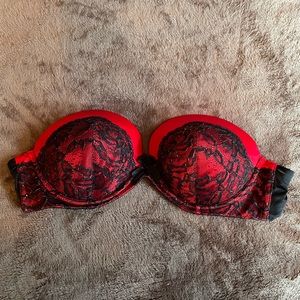 Victoria’s Secret multi-way bra